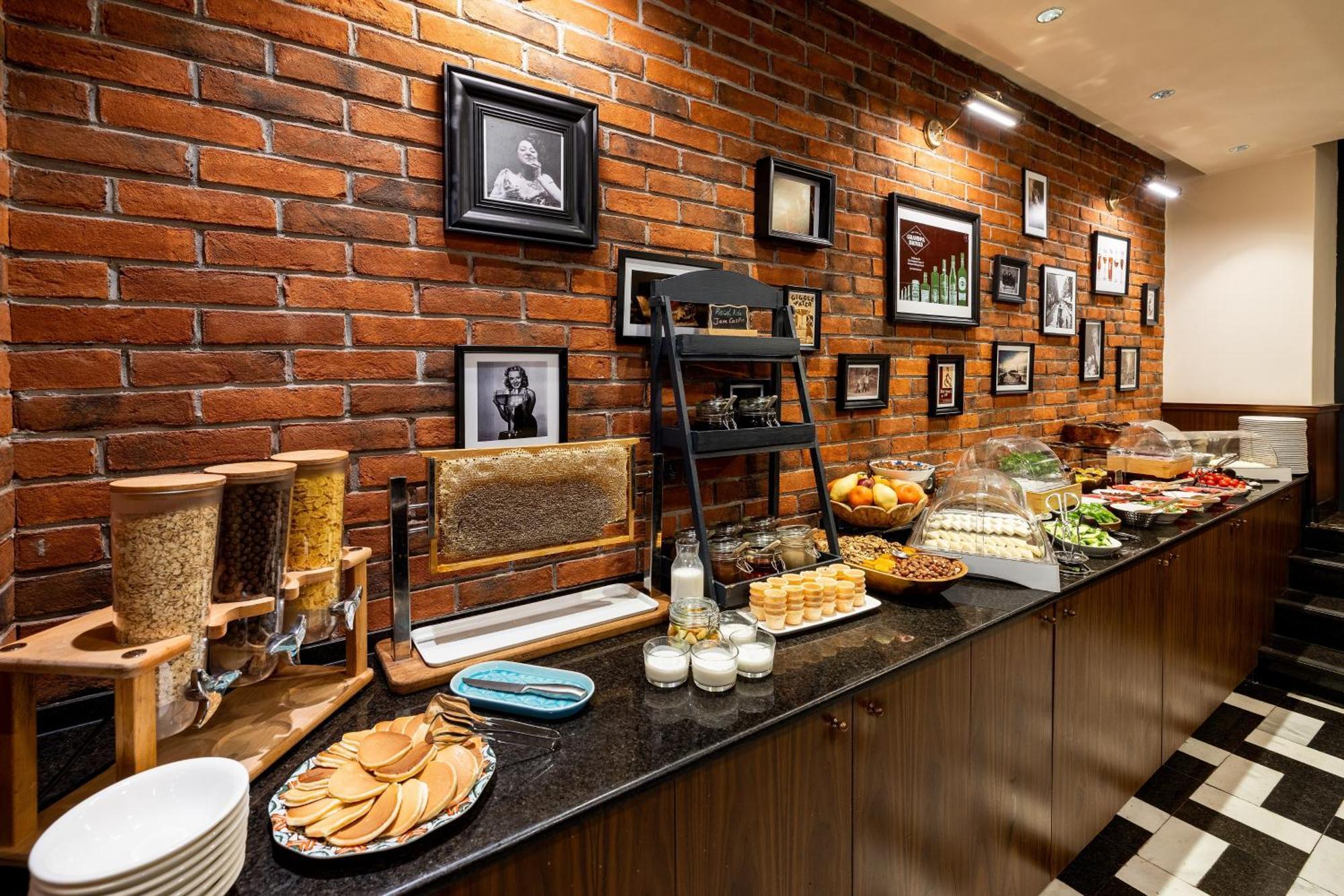 Hay Hotel Alsancak İzmir Ngoại thất bức ảnh
