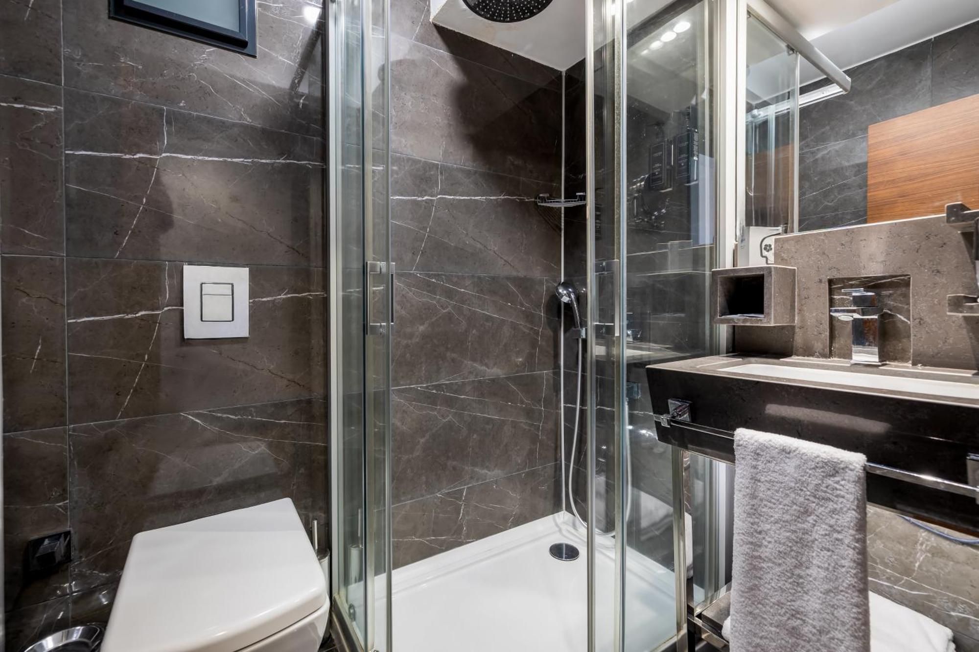 Hay Hotel Alsancak İzmir Ngoại thất bức ảnh